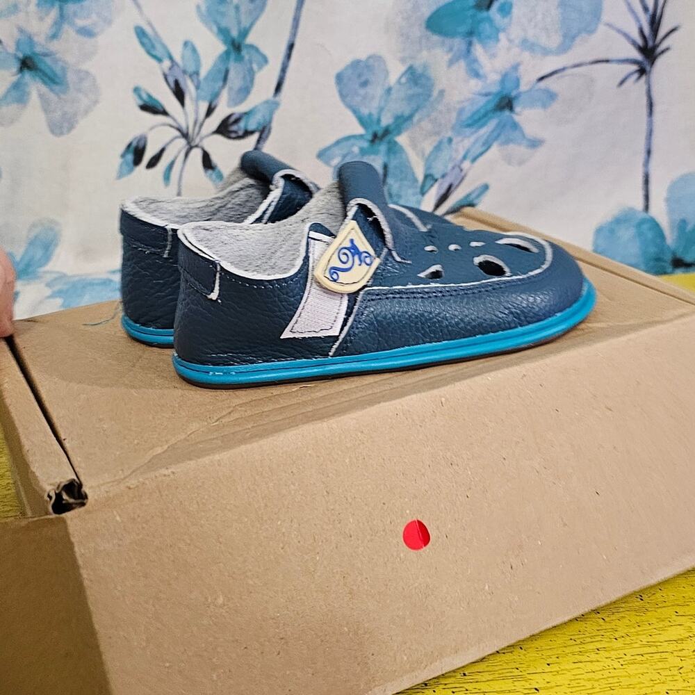 Magical Shoes Children's Barefoot Shoes Coco Blue EU 26 US Kid 10 NEW NEVER WORN - Picture 4 of 6